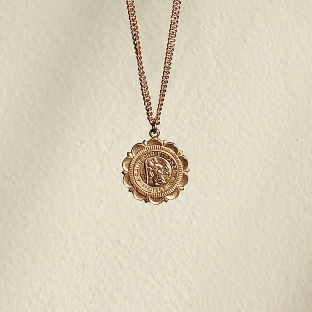 Bagatiba Saint Christopher Crest